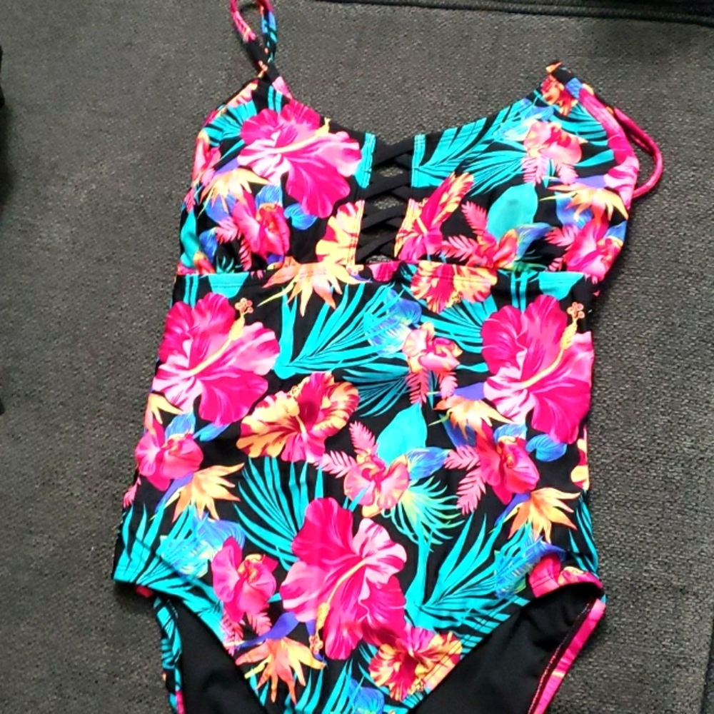 Bathing suit